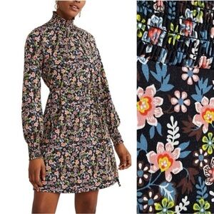 Boden Black Floral Print Smocked Jersey Shift Dress Womens size 4